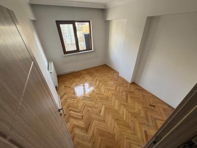 BURSA CADDESİNDE 3+1 BAĞIMSIZ ÖN CEPHE KİRALIK